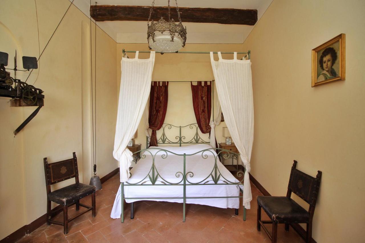 Castello Di - Residenza D'epoca