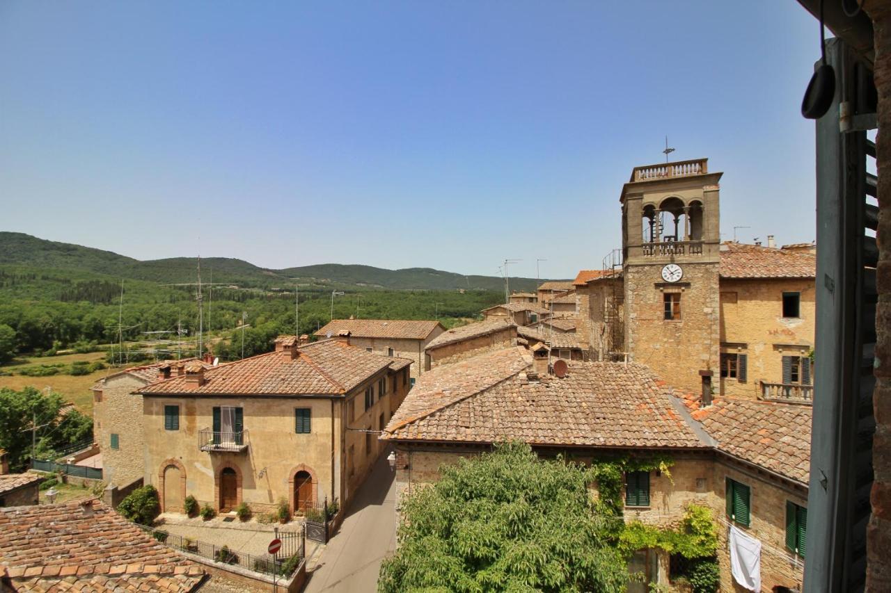 Bed & Breakfast Castello Di - Residenza D'epoca 4*