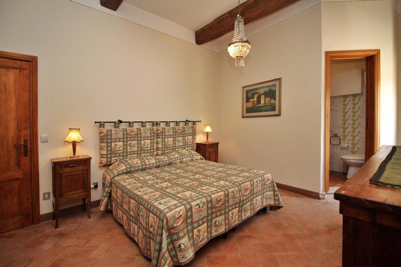 Bed & Breakfast Castello Di - Residenza D'epoca 4*