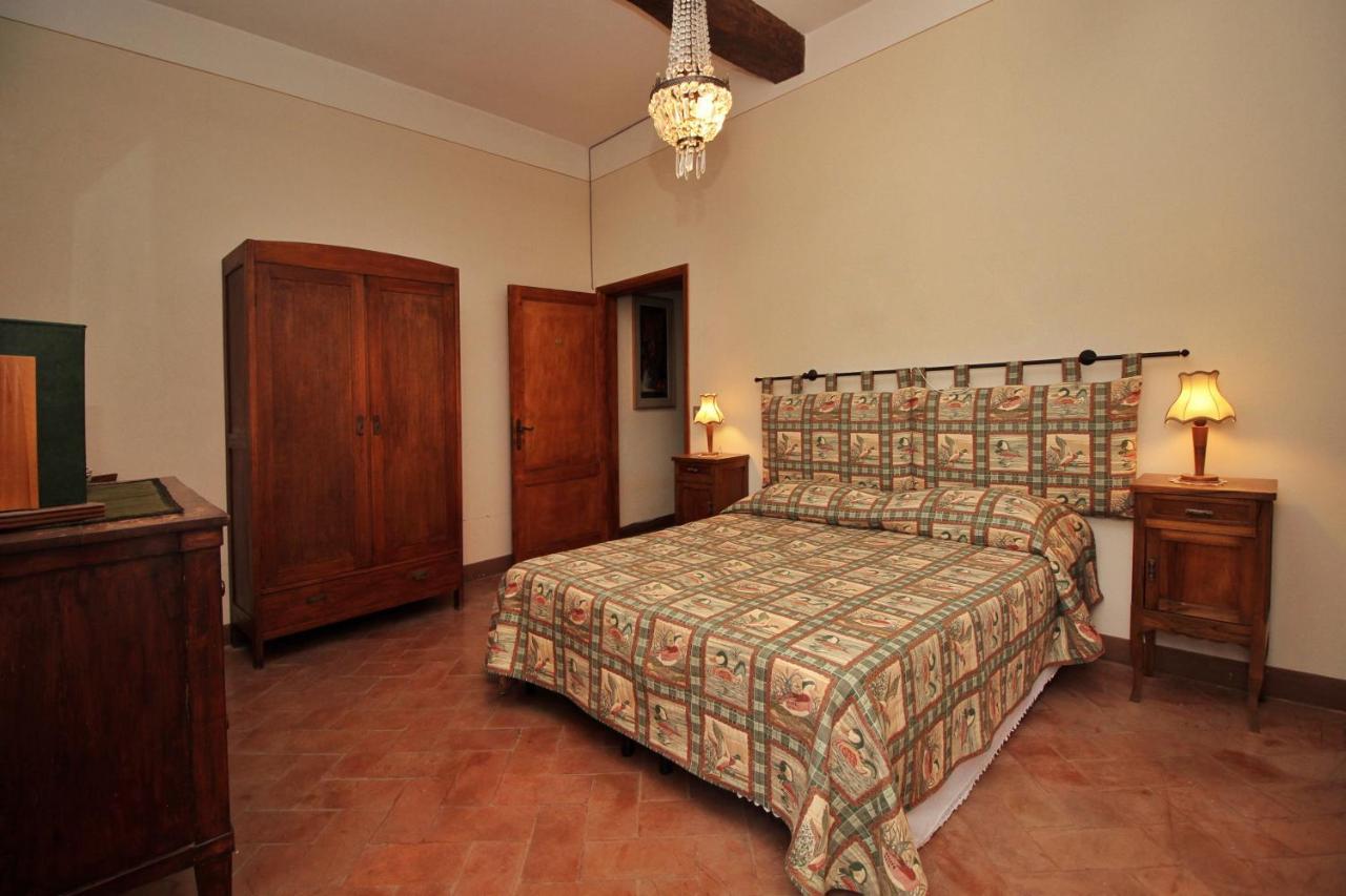 Bed & Breakfast Castello Di - Residenza D'epoca 4*