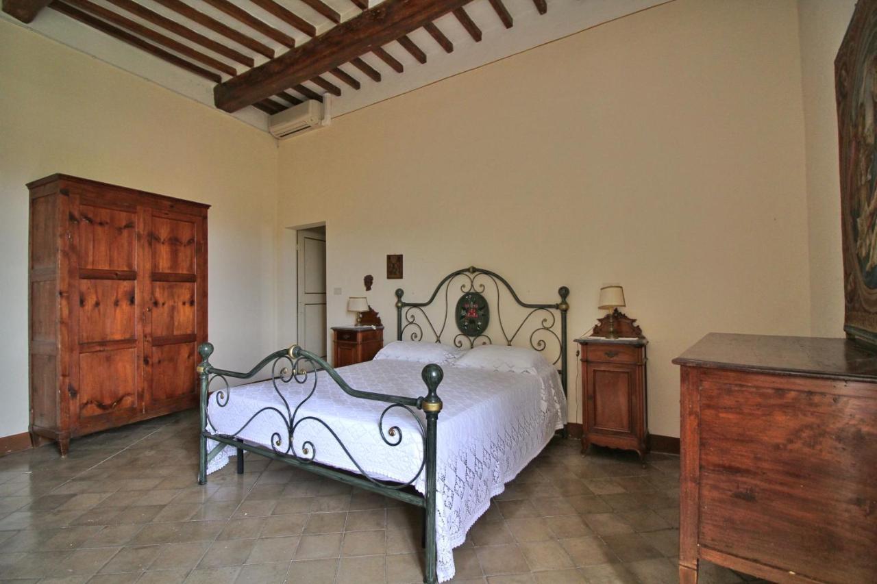 Bed & Breakfast Castello Di - Residenza D'epoca 4*