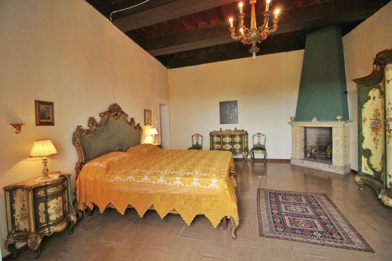 Bed & Breakfast Castello Di - Residenza D'epoca Sovicille