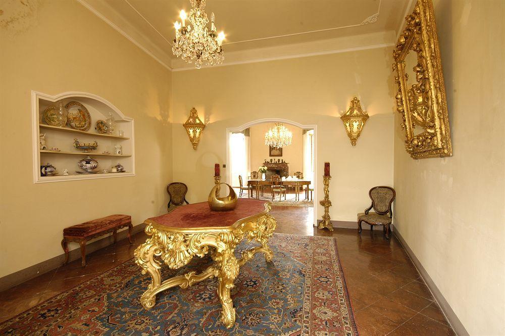 Castello Di - Residenza D'epoca