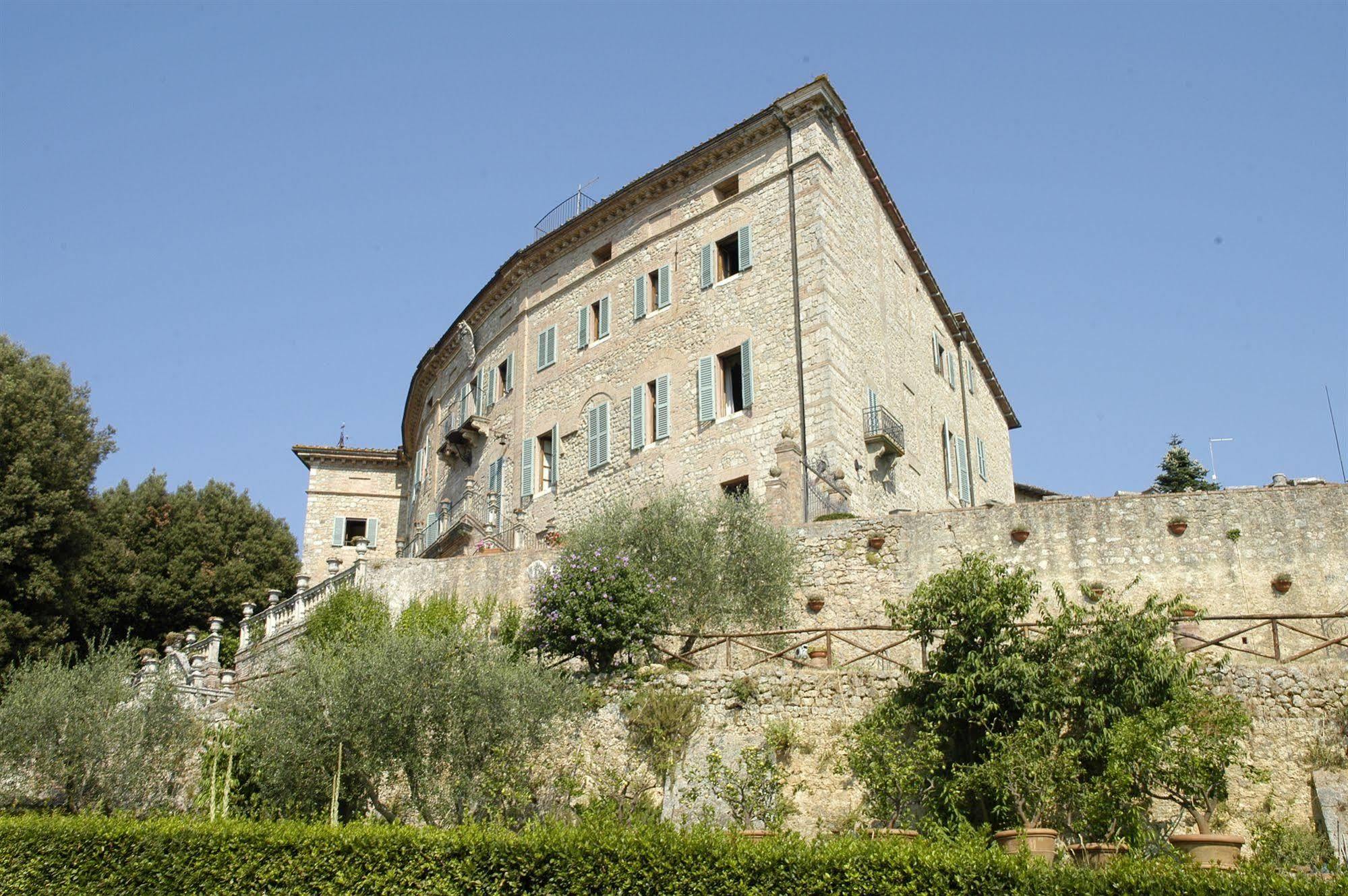 Castello Di - Residenza D'epoca