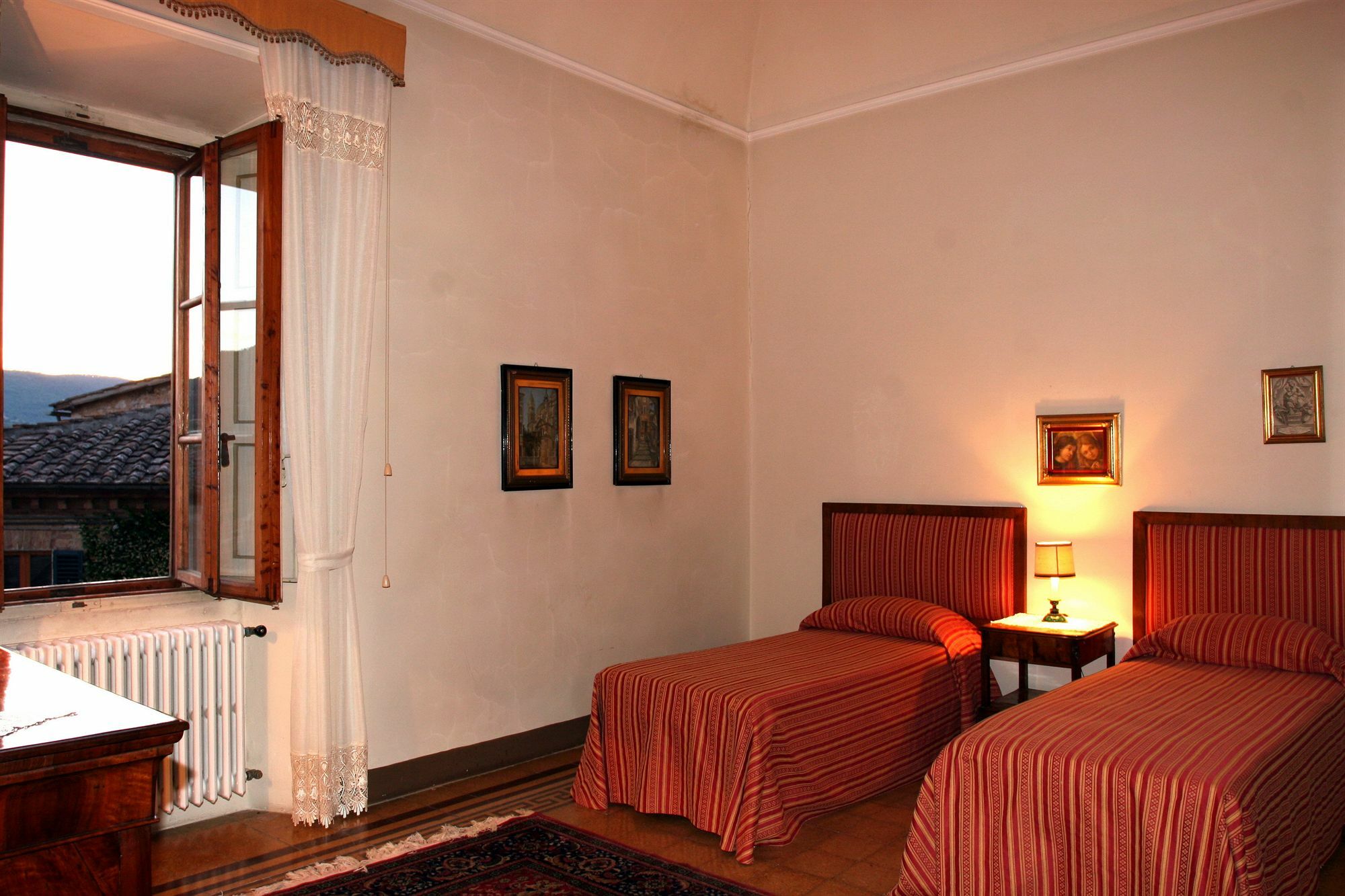 Castello Di - Residenza D'epoca